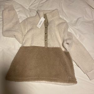 NWT Calvin Klein fuzzy pullover